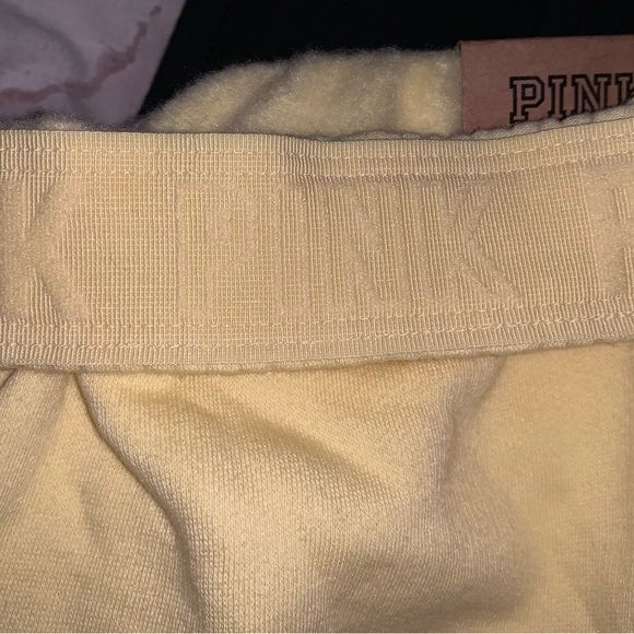 VS Pink SET Black Gradient Rainbow Tank & Matching Yellow Tulip 3” Shorts - Picture 5 of 6